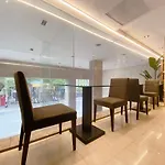 The Luxe Hotel